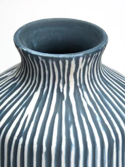 Very Home Set Of 2 Striped Vases -Rust-Oleum || d-c-fix || Harris Sales PMJUA SQ4 0000000379 NAVY IVORY SLd2