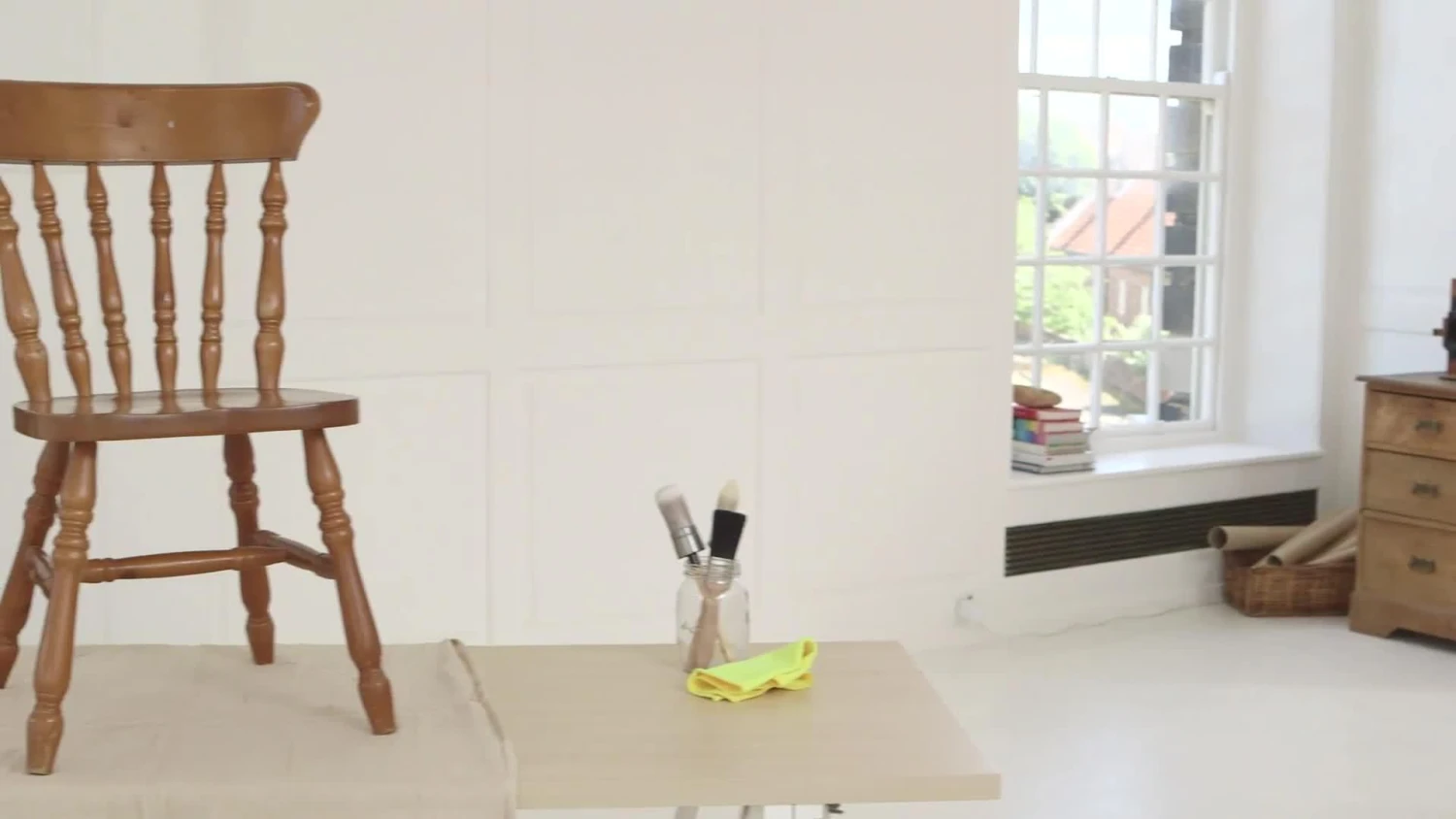 Rust-Oleum Powder Blue Chalky Finish Furniture Paint - 750 ml 5 Rust-Oleum Powder Blue Chalky Finish Furniture Paint - 750 ml - Image 5