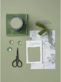 Rust-Oleum Chalky Finish 750 Ml Garden Paint – Sage Green -Rust-Oleum || d-c-fix || Harris Sales RRX7V SQ4 0000002233 SAGE GREEN SLd1