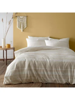 Pineapple Elephant Cairns Tufted Duvet Cover Set - White