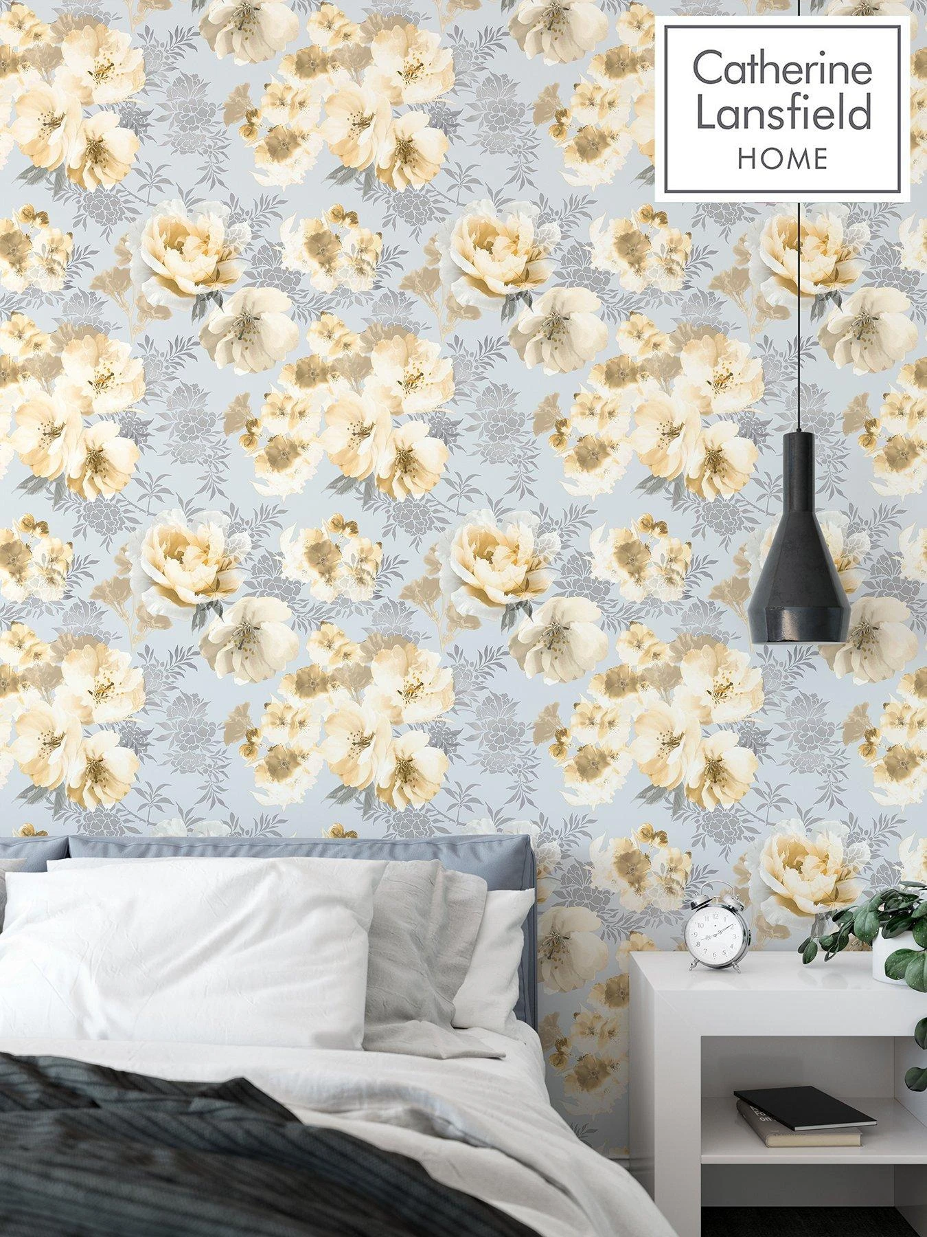 Catherine Lansfield Dramatic Floral Wallpaper 4 Catherine Lansfield Dramatic Floral Wallpaper - Image 4
