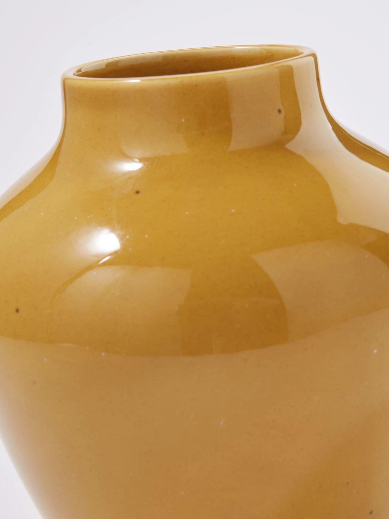 Very Home Yellow Ceramic Vase 5 Very Home Yellow Ceramic Vase - Image 5