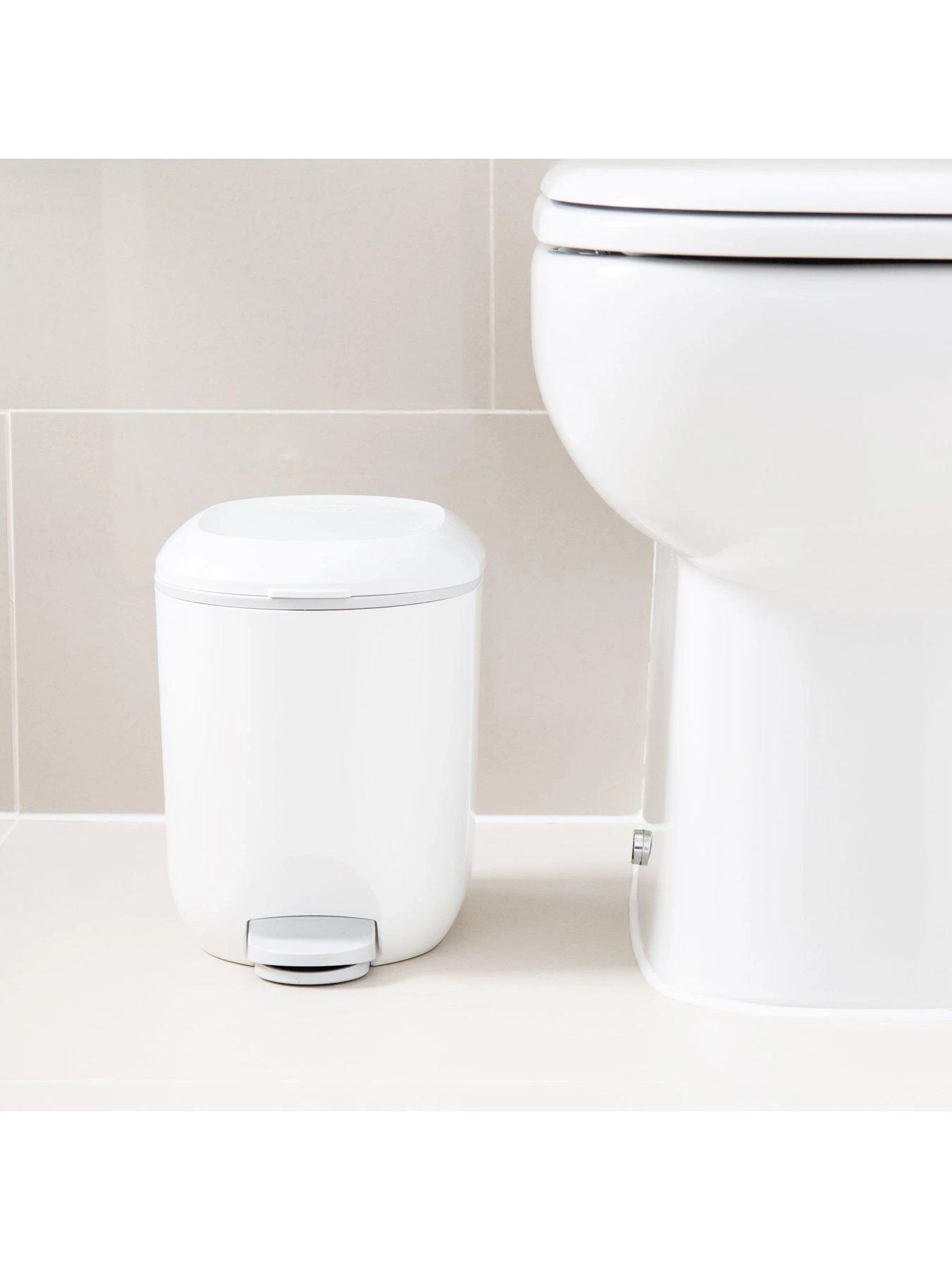 Addis Premium Bathroom Pedal Bin 2 Addis Premium Bathroom Pedal Bin - Image 2