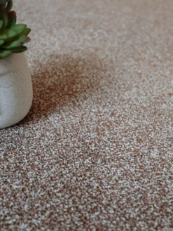 Marine 10 Mm Carpet - Caramel