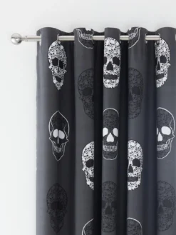 Catherine Lansfield Skulls 66x72 Inch Reversible Eyelet Curtains Grey -Rust-Oleum || d-c-fix || Harris Sales VMRK8 SQ4 0000000005 GREY SLd1