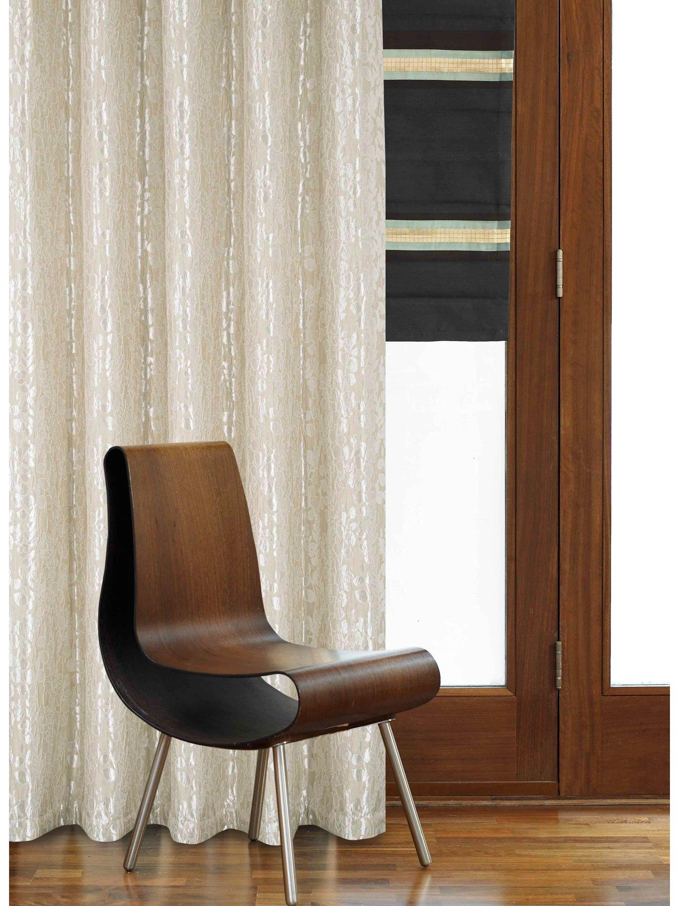 Mia Super Thermal Eyelet Curtains 5 Mia Super Thermal Eyelet Curtains - Image 5