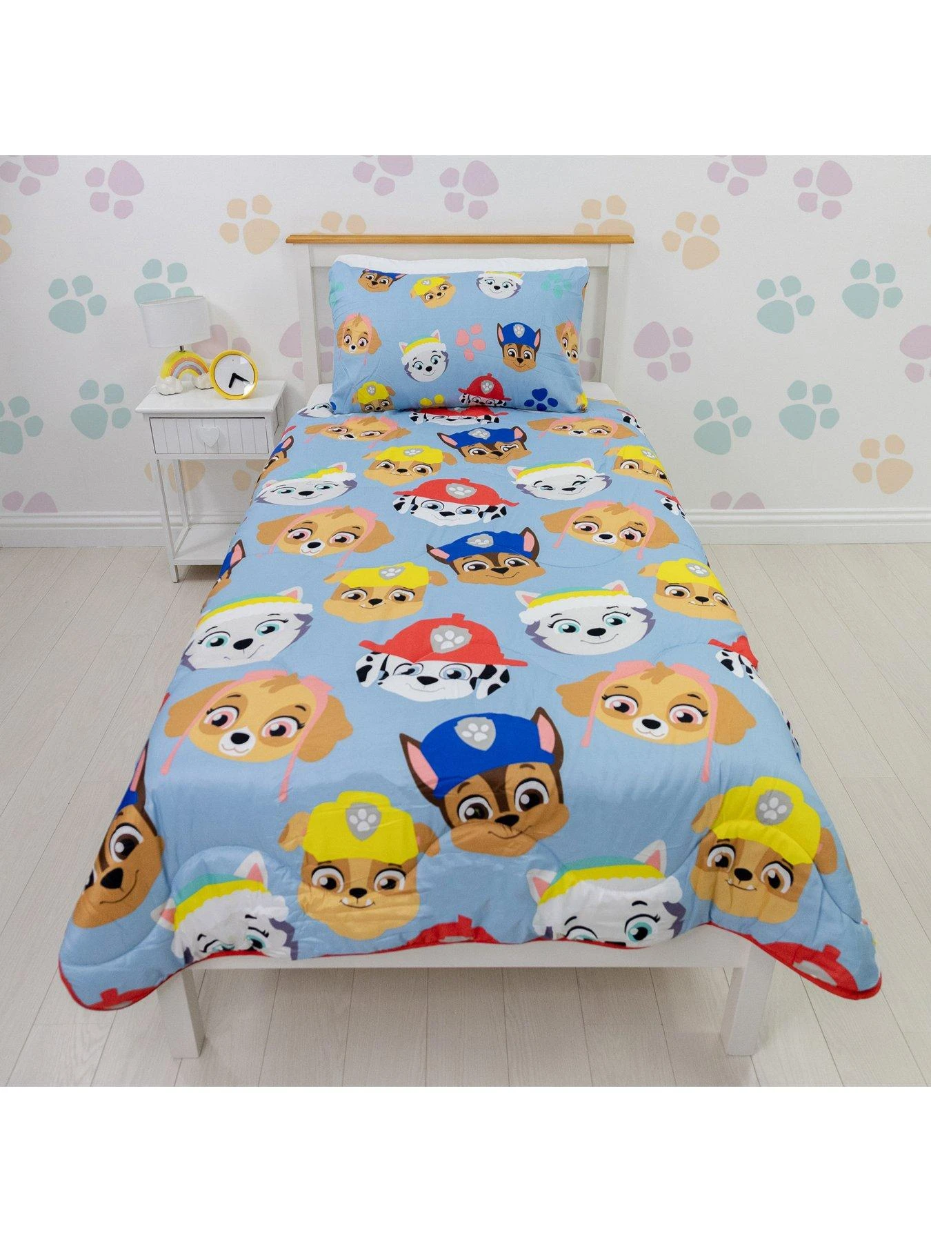 Paw Patrol Bold Single Coverless Duvet - Multi 1 Paw Patrol Bold Single Coverless Duvet - Multi